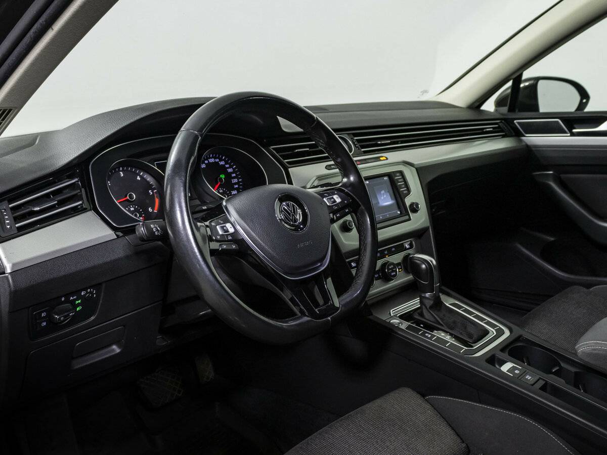 Купить Volkswagen Passat B8, 2017, 152 451 км, фото №8