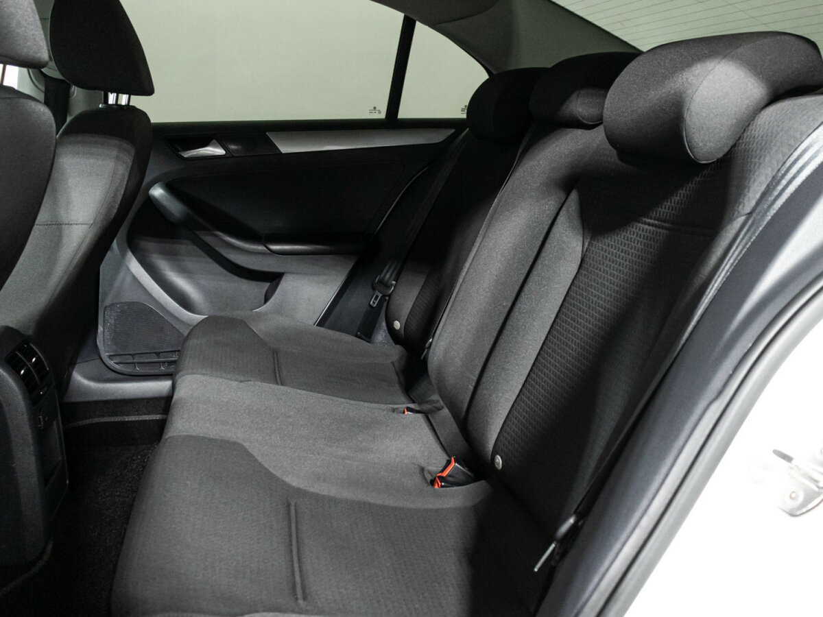 Купить Volkswagen Jetta VI Рестайлинг, 2016, 247 728 км, фото №10