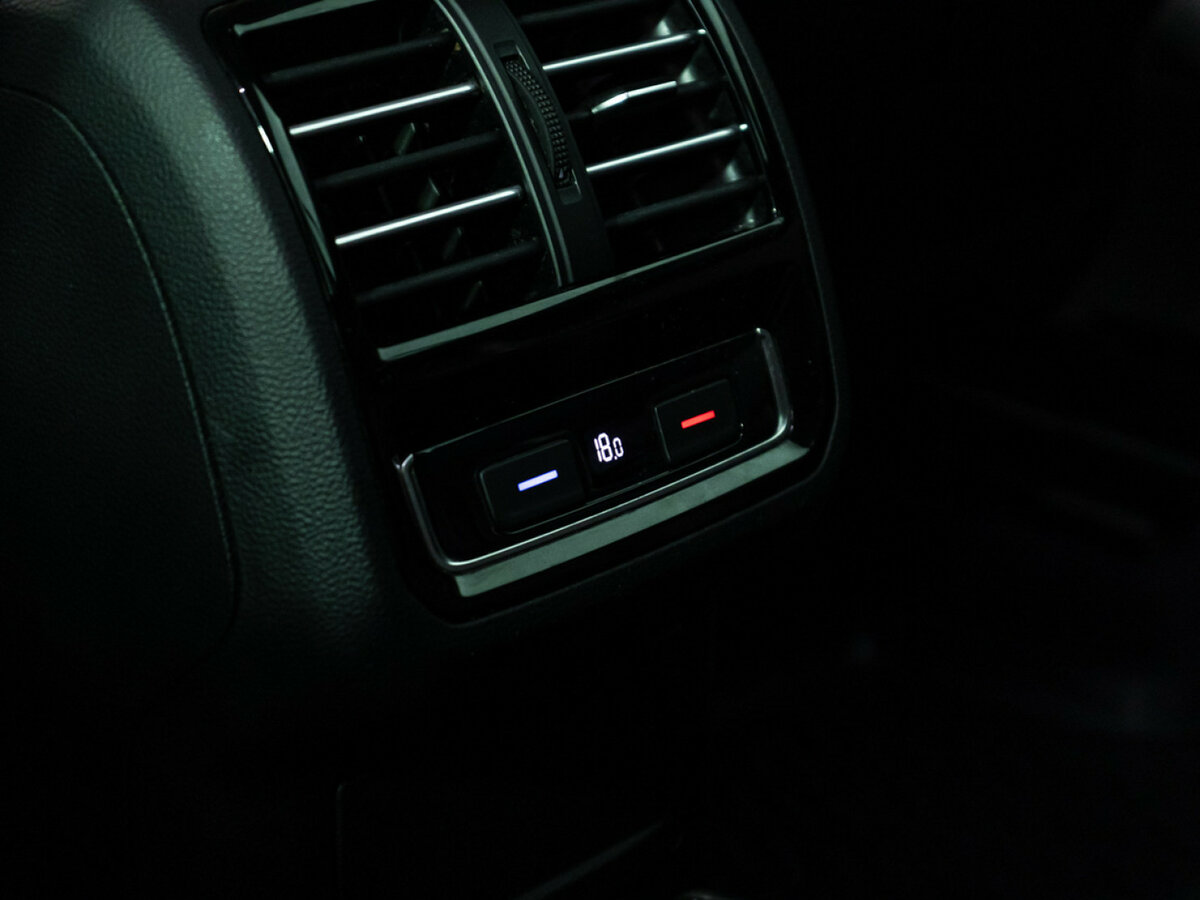 Купить Volkswagen Passat B8, 2017, 147 000 км, фото №20