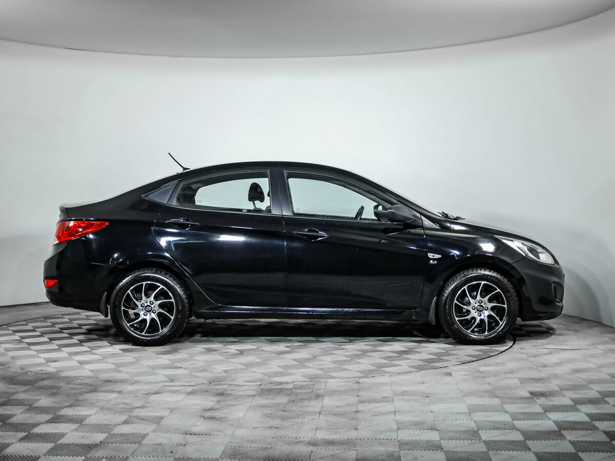 Купить Hyundai Solaris I, 2013, 148 193 км, фото №4