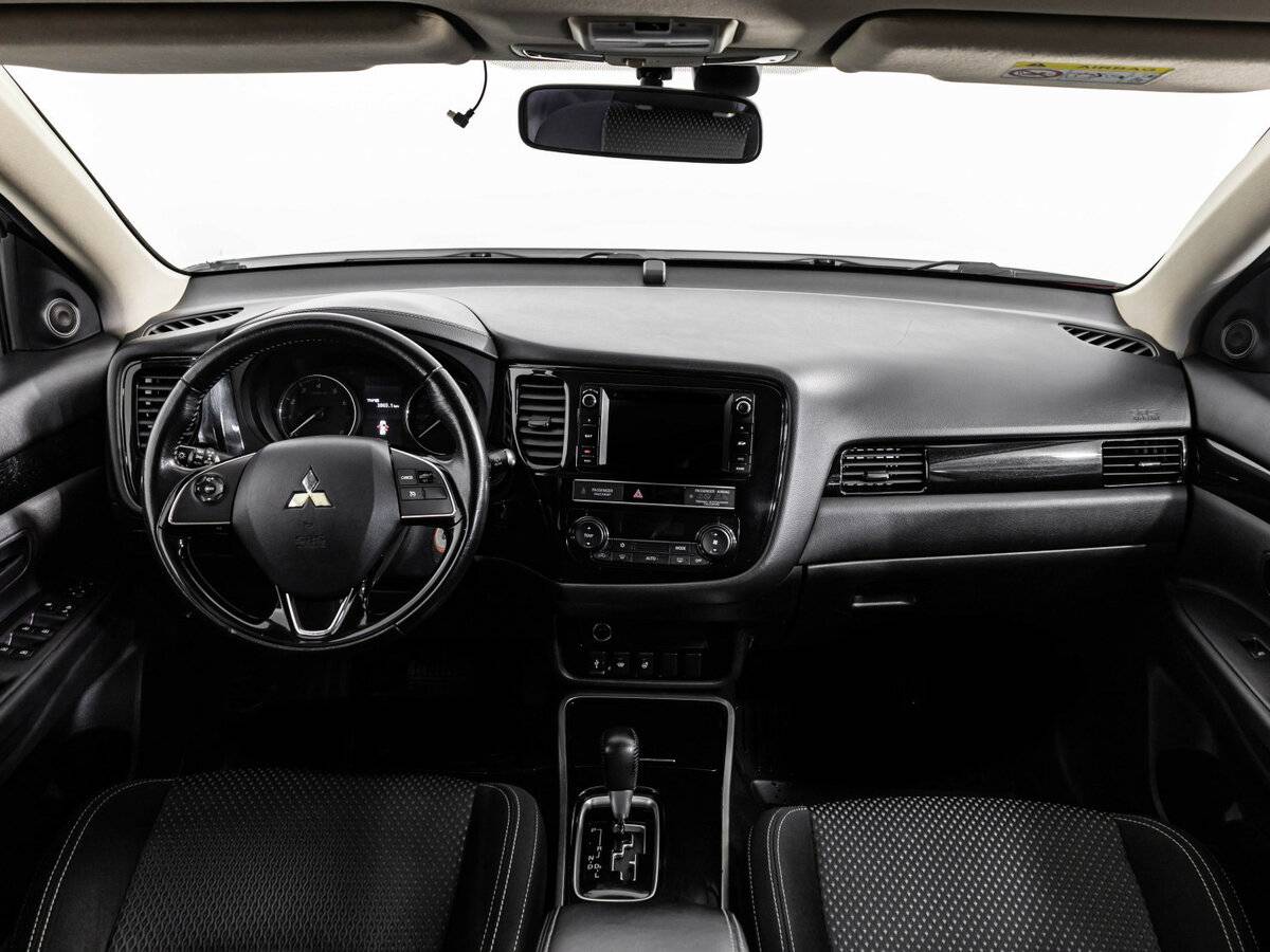 Купить Mitsubishi Outlander III Рестайлинг 3, 2018, 126 249 км, фото №10