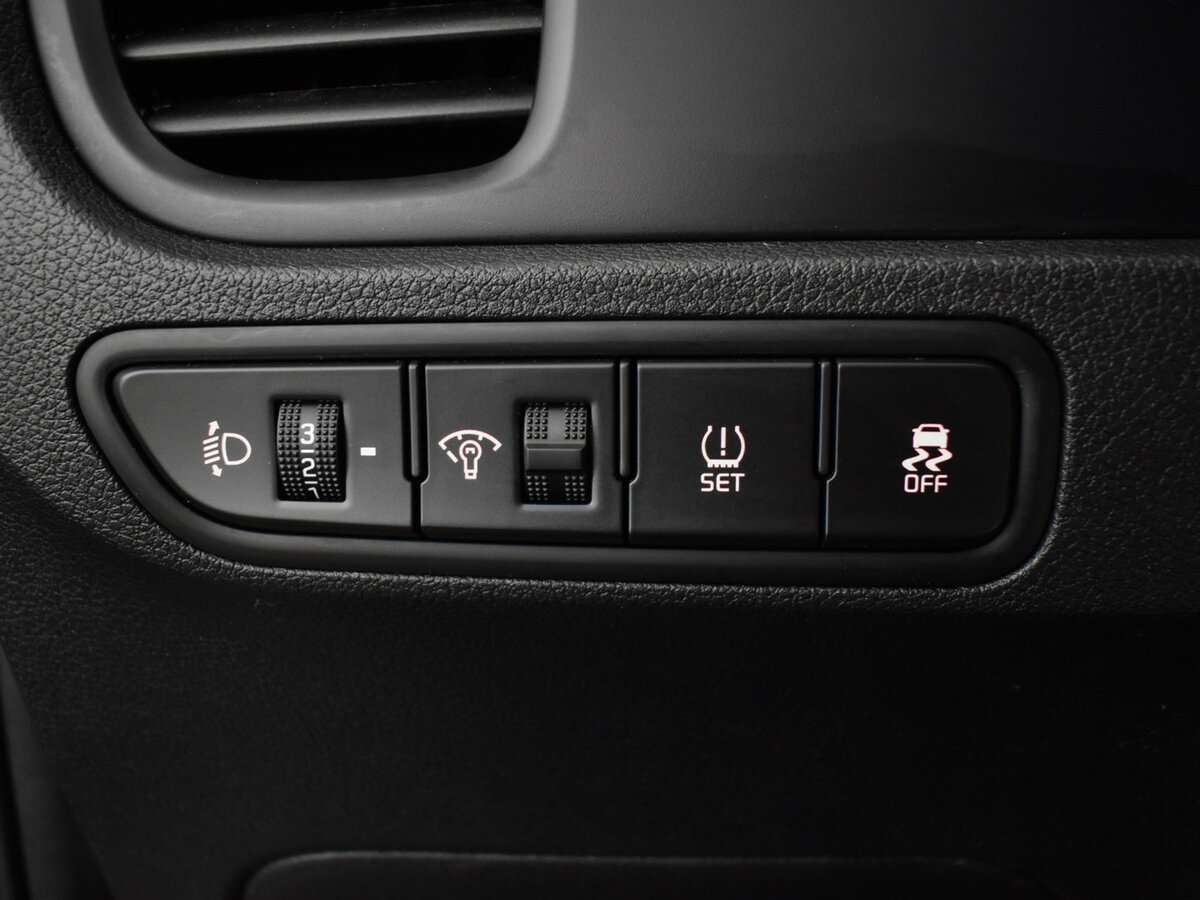 Купить Kia Rio X-Line IV, 2018, 64 000 км, фото №17