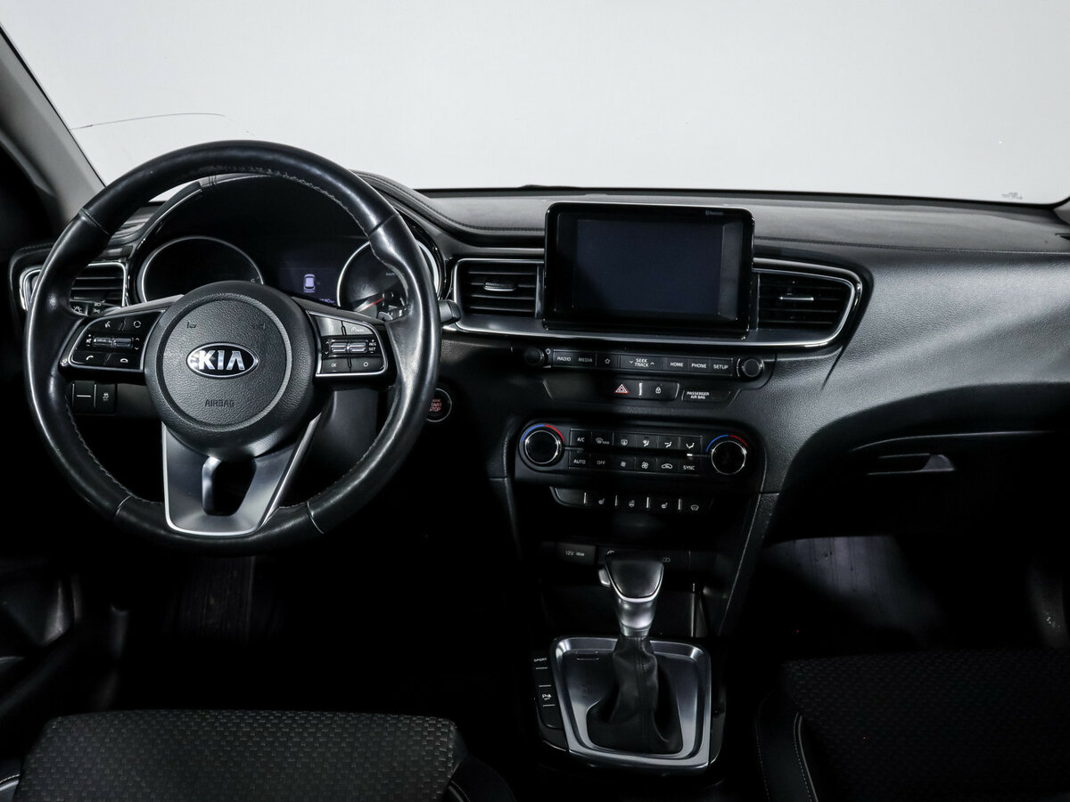 Купить Kia Ceed III, 2019, 106 580 км, фото №9