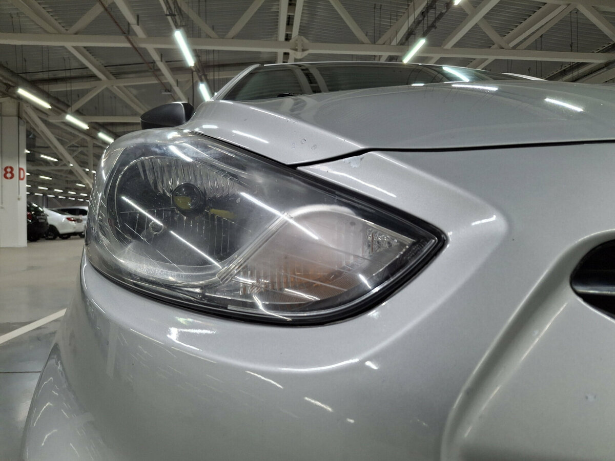 Купить Hyundai Solaris I, 2014, 291 865 км, фото №17