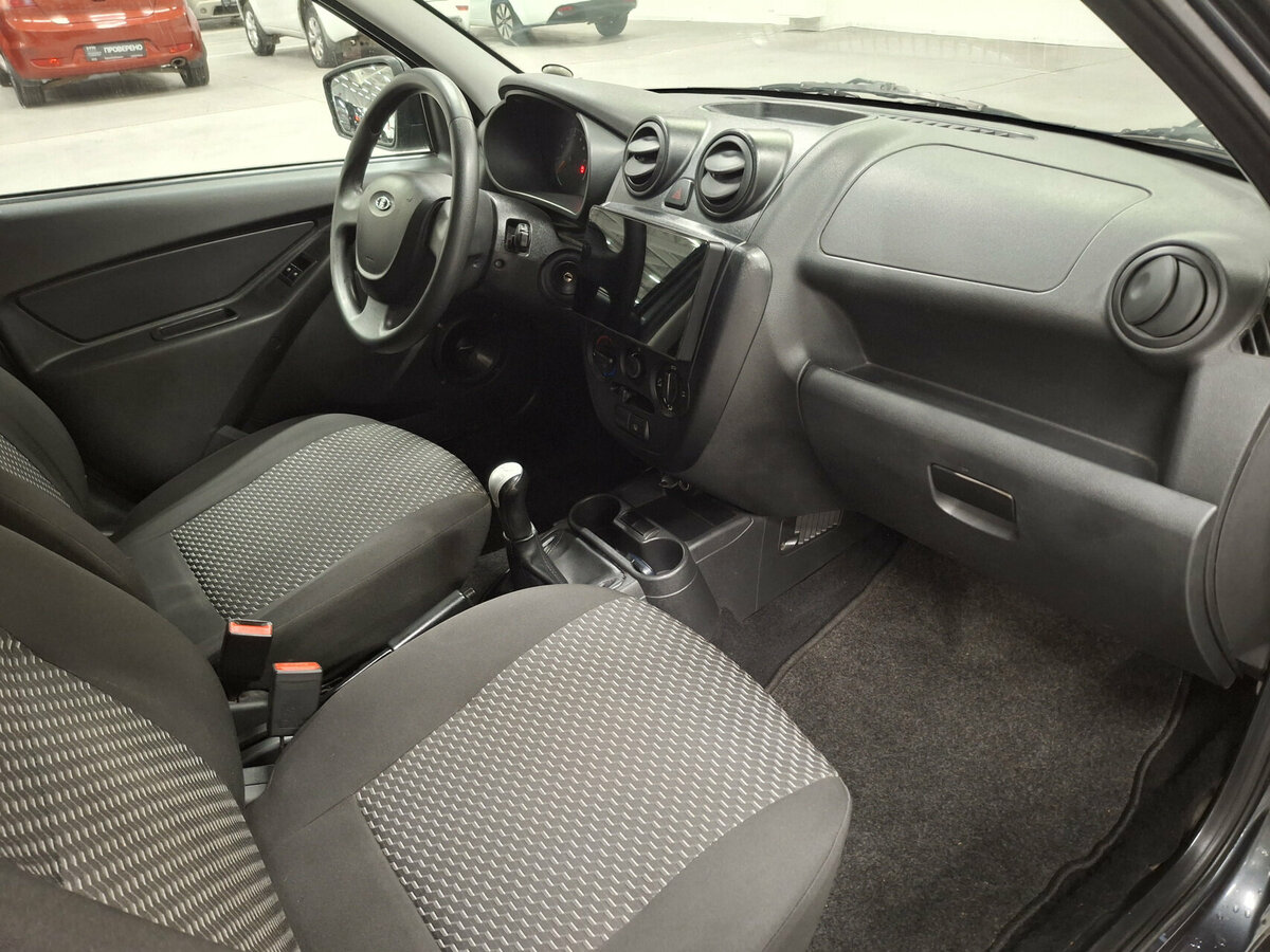 Купить Lada (ВАЗ) Granta I, 2018, 89 645 км, фото №11