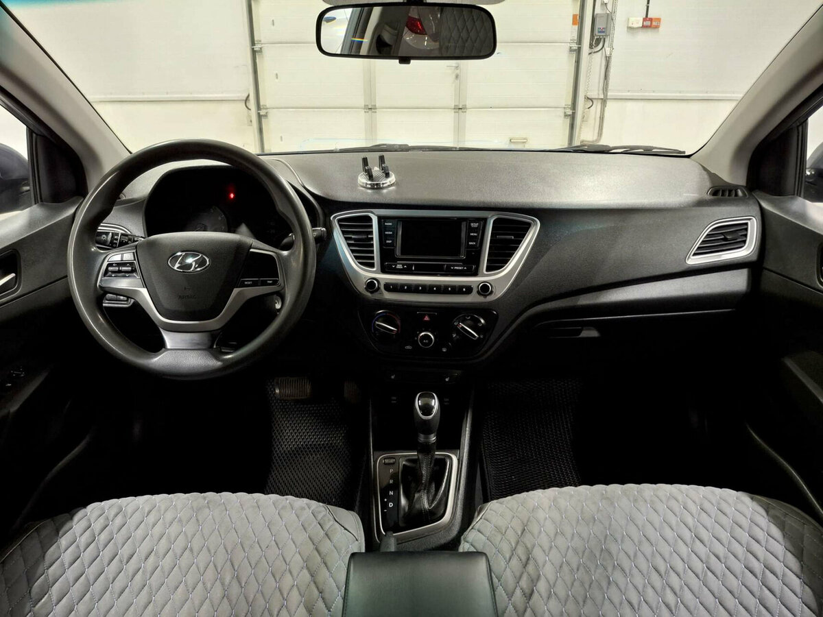 Купить Hyundai Solaris II, 2019, 249 844 км, фото №14