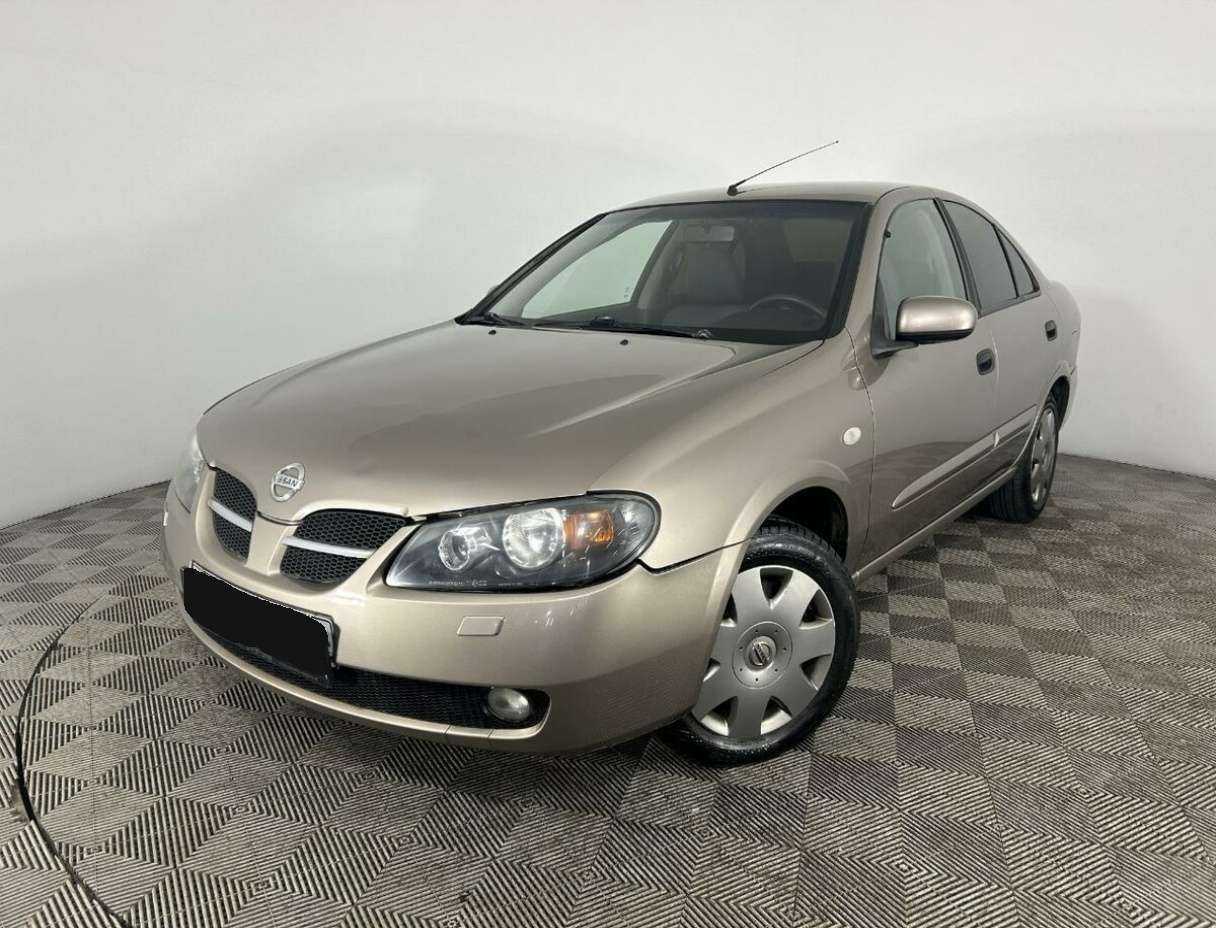 Nissan Almera