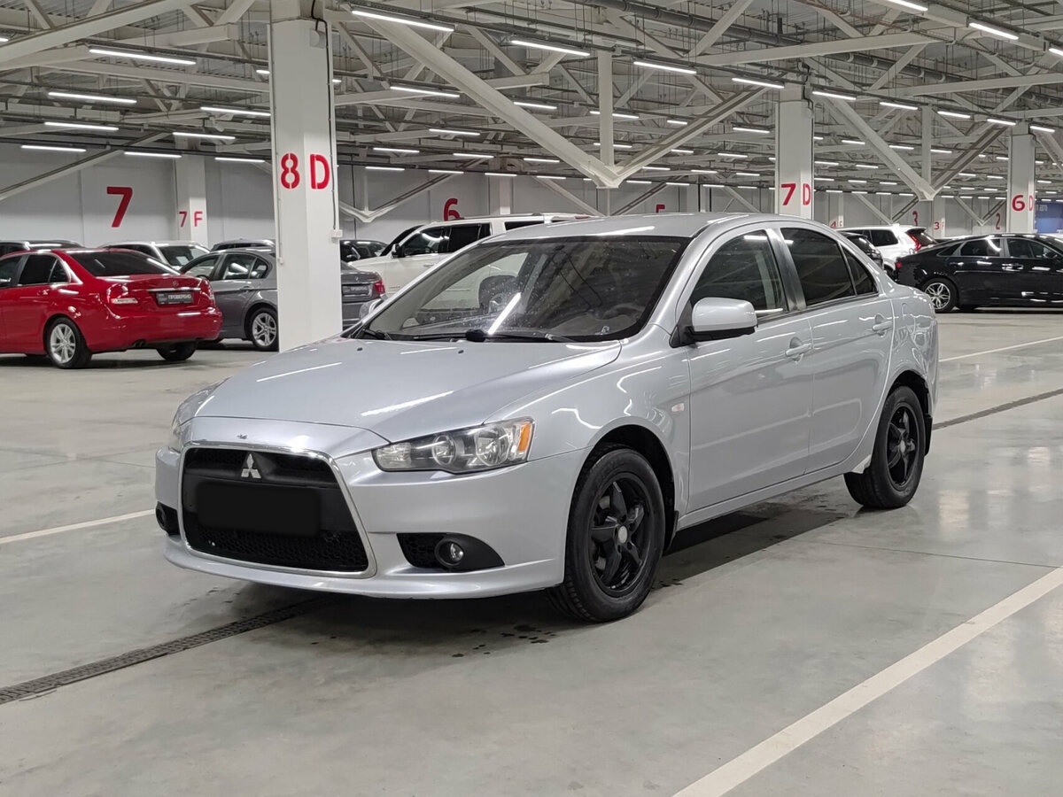 Mitsubishi Lancer
